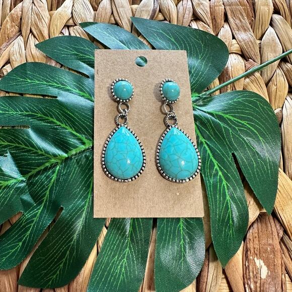 BOGO FREE TURQUOISE EARRINGS - Picture 3 of 5